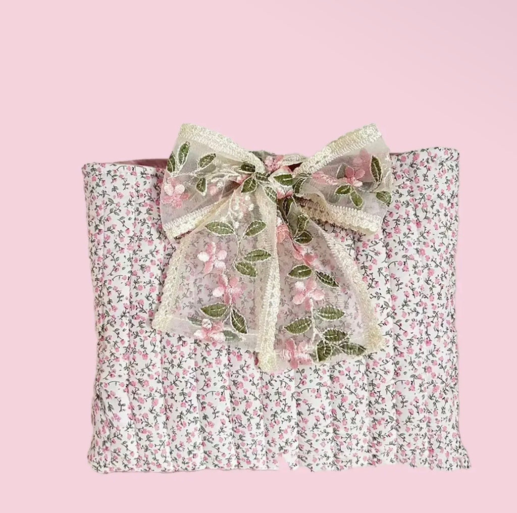 The Vintage Floral Bible Sleeve